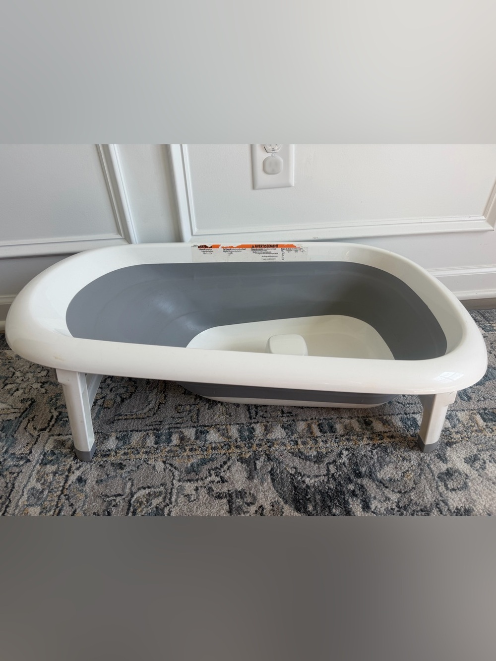 OXO Tot Splash & Store Bathtub